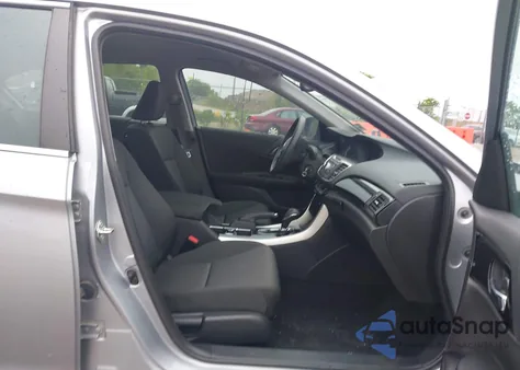 2017 Honda Accord Lx z USA, uszkodzony, nr VIN 1HGCR2F34HA279296